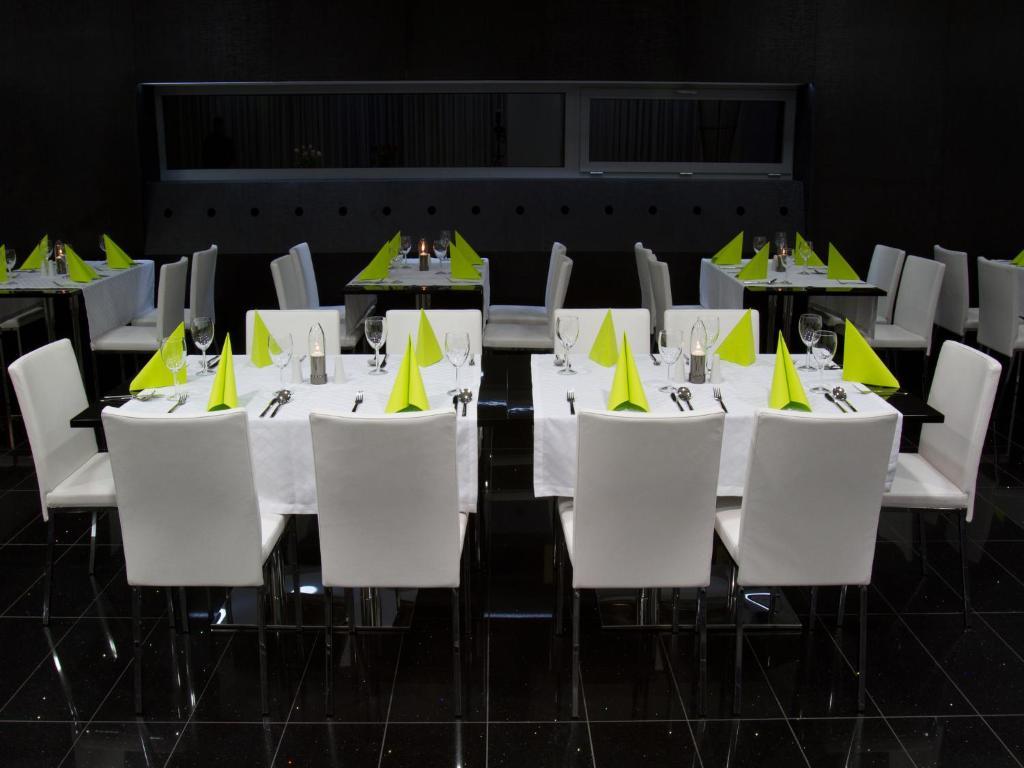 Ea Hotel Tereziansky Dvur Hradec Kralove Exterior photo